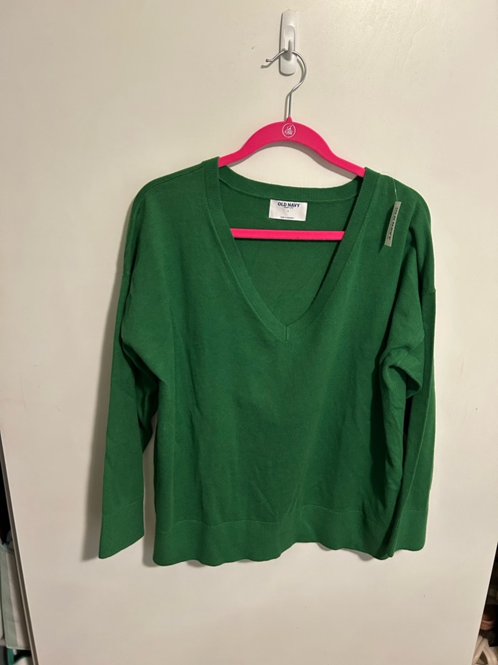 Old Navy Women's Emerald Green V-Neck Sweater